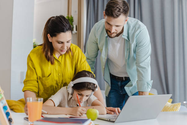 Online tutoring in the UK: a complete guide to finding the best online tutors for your child